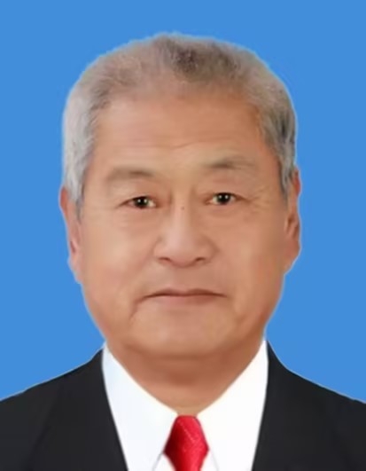 张新成