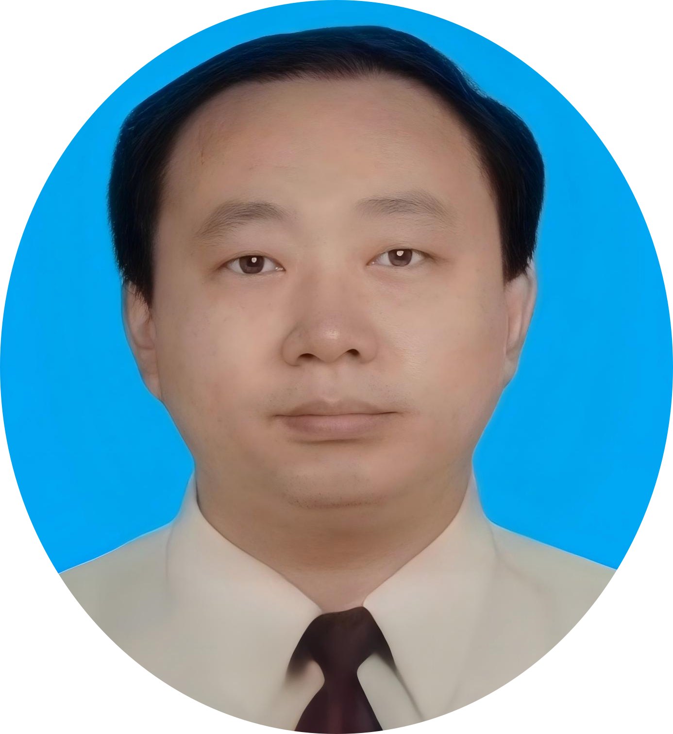 房延东 房延东